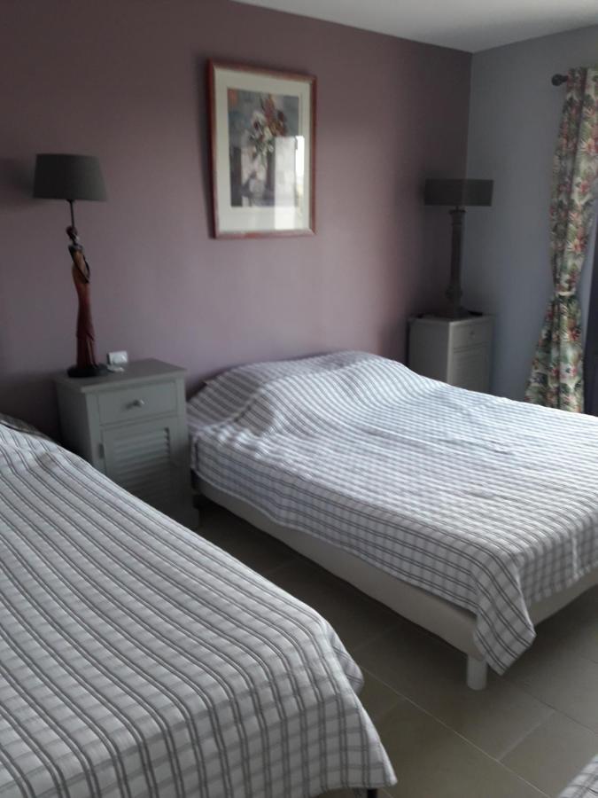 Le Mas Dei Rigaou Bed and Breakfast Tourtour Esterno foto