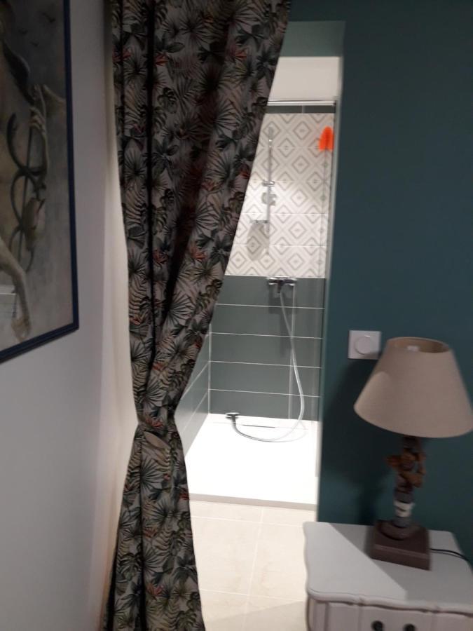 Le Mas Dei Rigaou Bed and Breakfast Tourtour Esterno foto